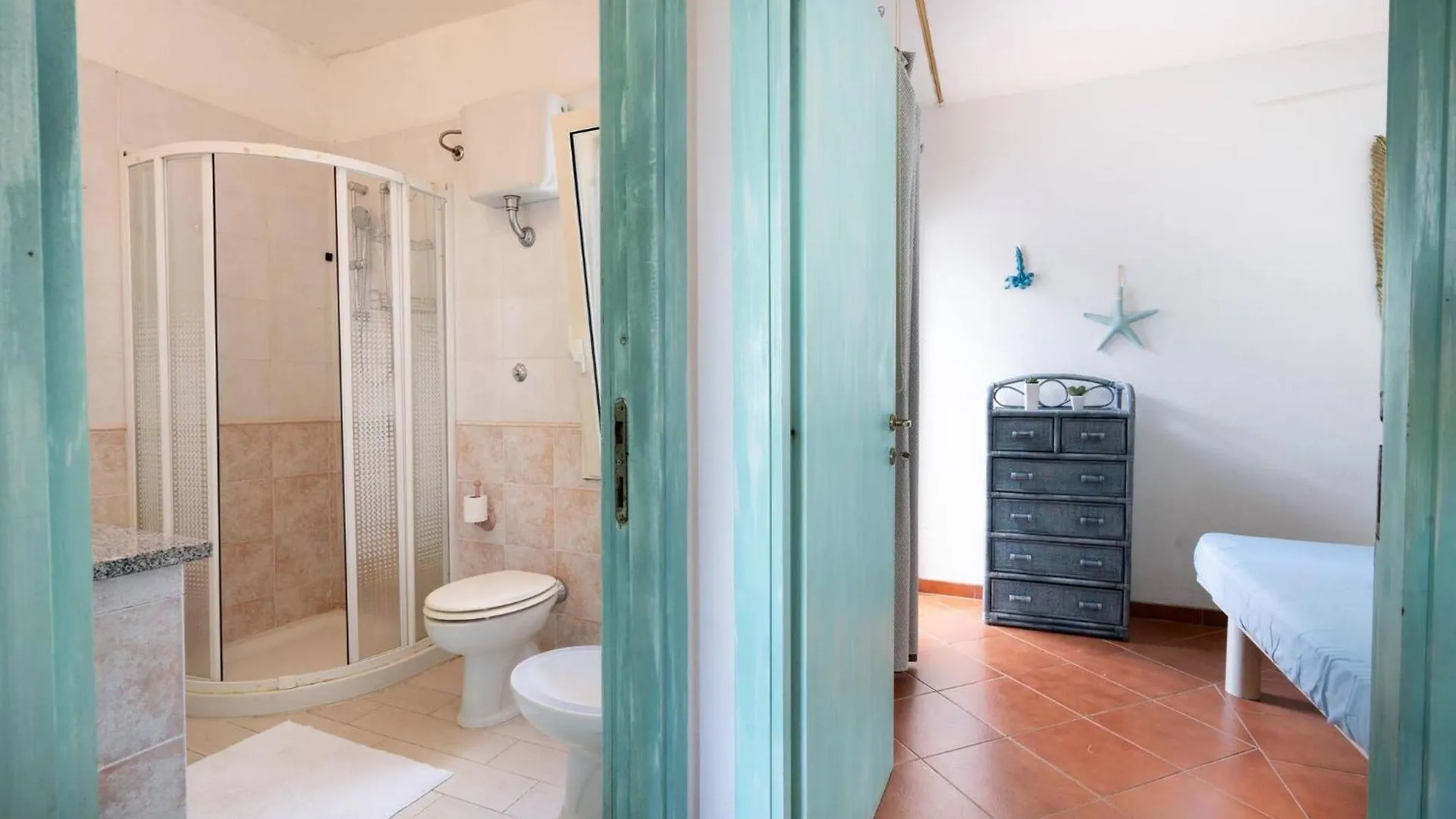 Apartment Porto Rotondo - Appartamento In Centro, 8 Minuti Da Spiaggia Ira Italy