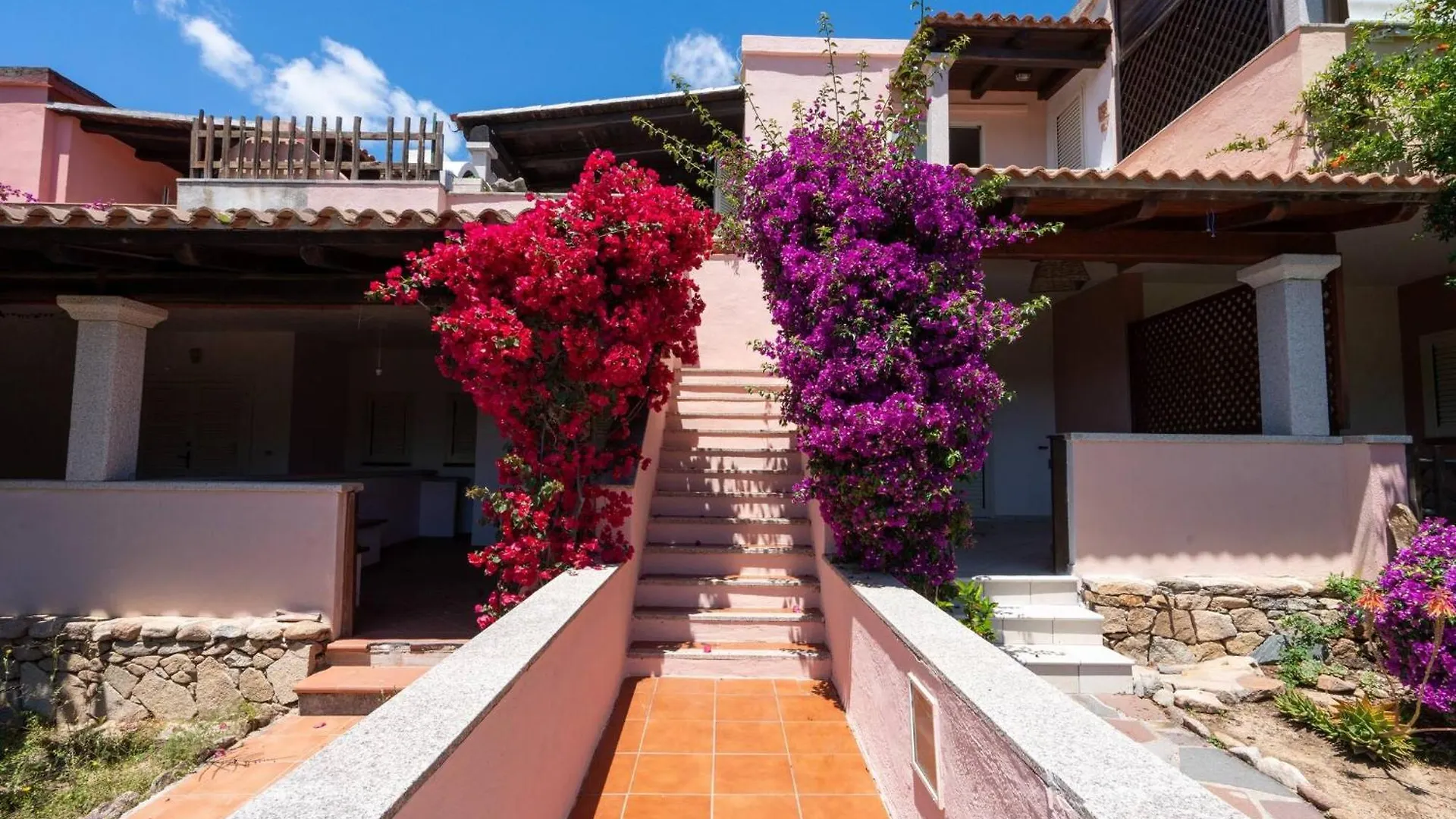 Apartment Porto Rotondo - Appartamento In Centro, 8 Minuti Da Spiaggia Ira