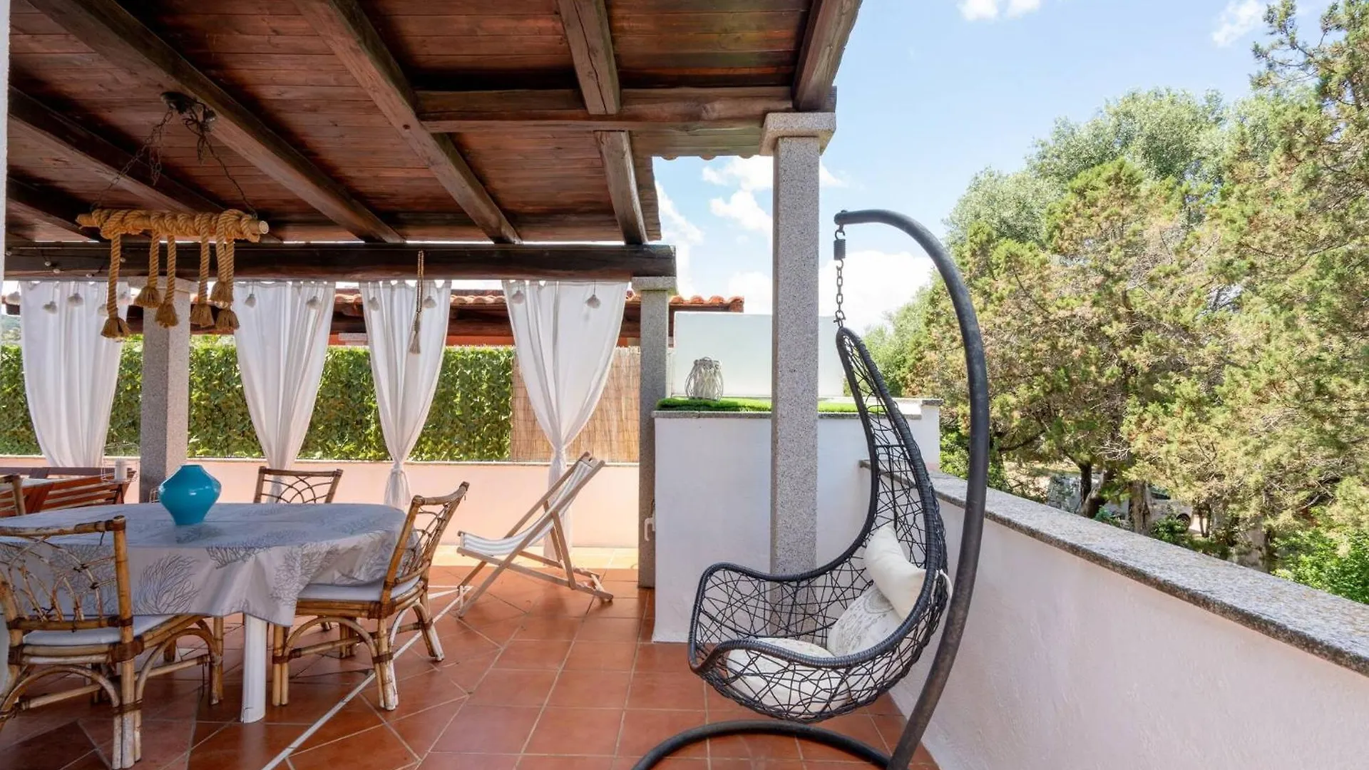 Apartment Porto Rotondo - Appartamento In Centro, 8 Minuti Da Spiaggia Ira
